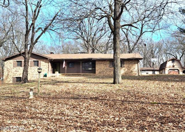 Property at 10935 SE 82nd Ter, Baxter Springs, KS 66713, 3 beds, 2.5 baths