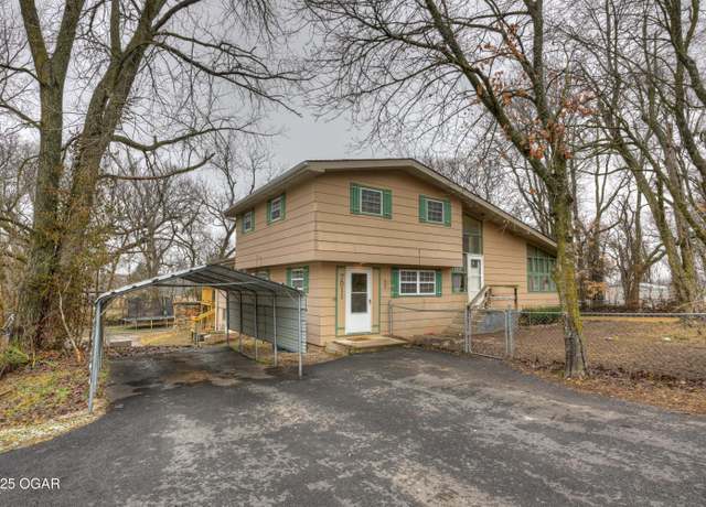 Property at 7511 County Road 200, Joplin, MO 64801, 4 beds, 3 baths