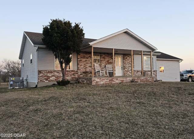 Property at 20826 Highway J, Granby, MO 64844, 4 beds, 3 baths