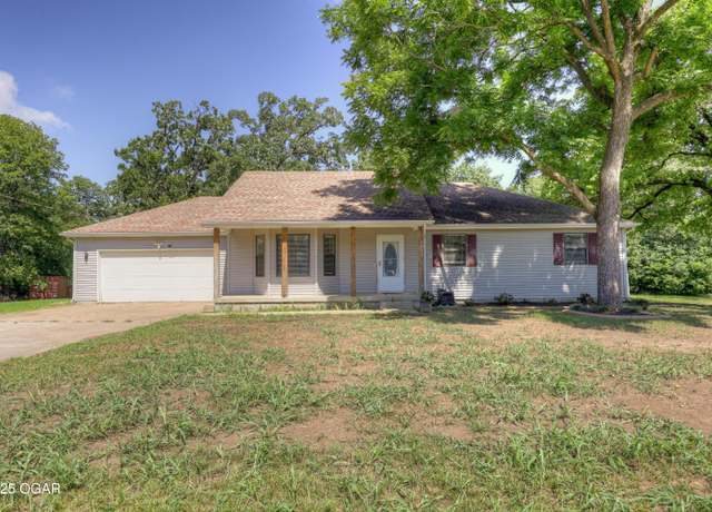 Property at 5223 County Lane 301 Ln, Joplin, MO 64801, 3 beds, 2 baths