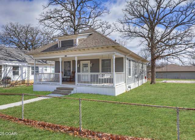 Property at 2507 N Florida Ave, Joplin, MO 64801, 3 beds, 1 bath