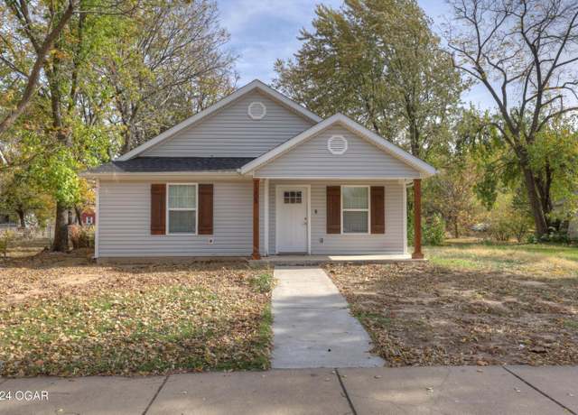 Property at 1205 S Jackson Ave, Joplin, MO 64804, 2 beds, 2 baths