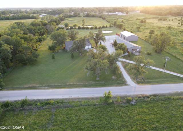 Property at 1276 2200 St, Iola, KS 66749, 4 beds, 2 baths