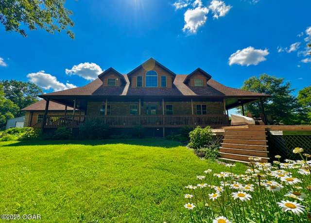 Property at 29258 Kapok Dr, Stark City, MO 64866, 5 beds, 3 baths