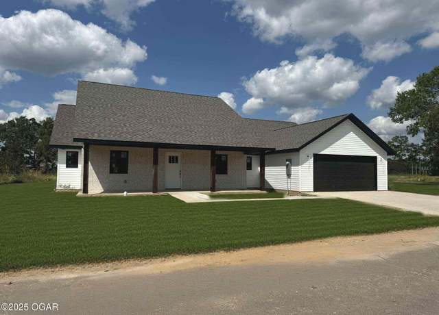 Property at 13626 Patti Ln, Neosho, MO 64850, 3 beds, 2.5 baths