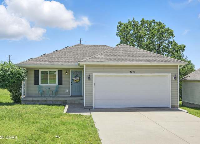Property at 4206 W 27th St, Joplin, MO 64804, 3 beds, 2 baths