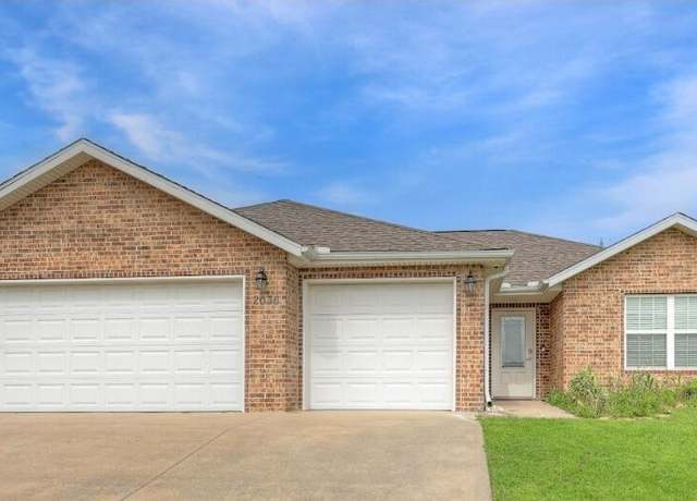 Property at 2036 S Ozark Ave, Joplin, MO 64804, 3 beds, 2 baths