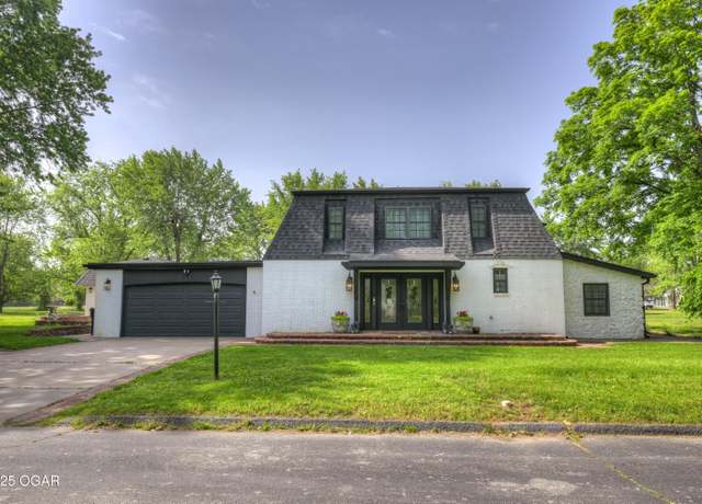 Property at 606 Meadowmere Dr, Webb City, MO 64870, 3 beds, 3 baths