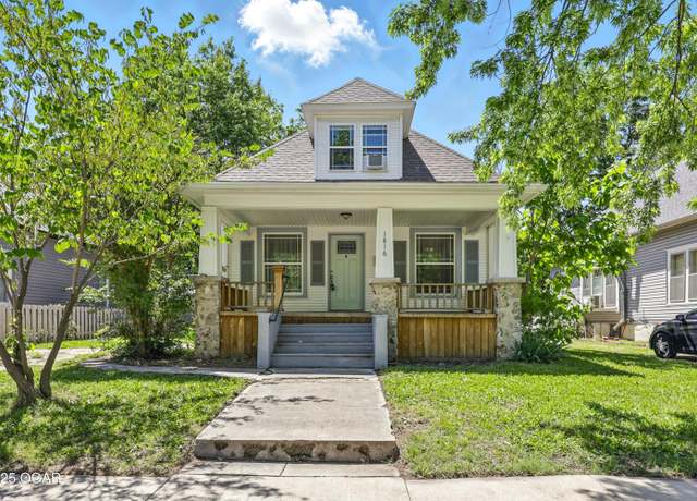 Property at 1816 S Moffet Ave, Joplin, MO 64804, 3 beds, 3 baths