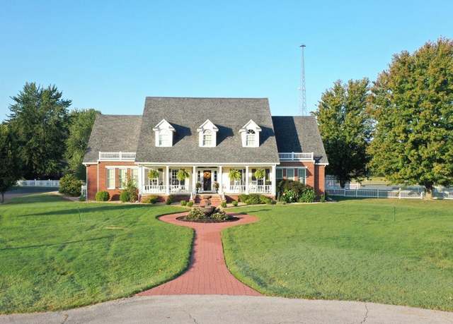 Property at 2012 Beau Dr, Carthage, MO 64836, 5 beds, 5.5 baths