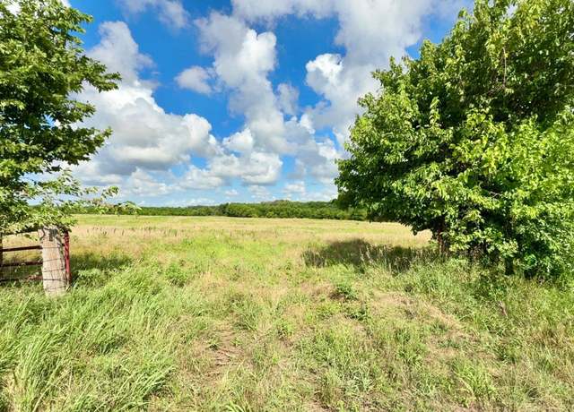 Property at 202 W 560 Ave, Pittsburg, KS 66762
