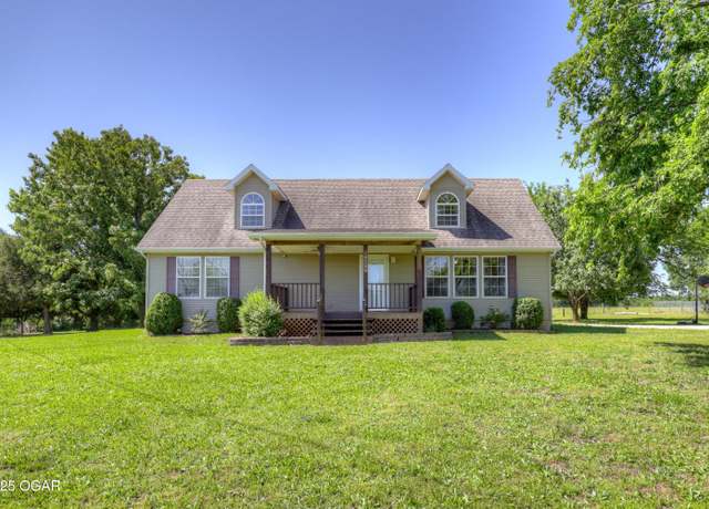 Property at 14266 Burr Oak Rd, Carthage, MO 64836, 4 beds, 3 baths