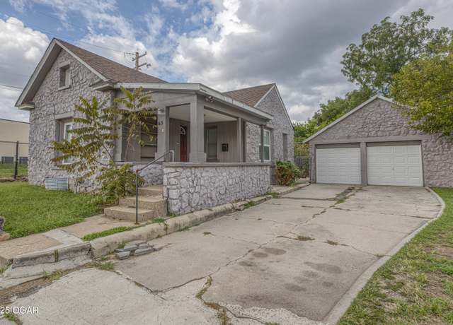 Property at 615 & 619 E 15th St, Joplin, MO 64801, 4 beds, 2 baths