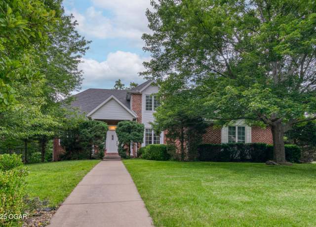 Property at 6131 Highland Dr, Joplin, MO 64804, 5 beds, 4.5 baths