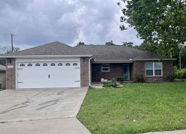 Property at 3418 W 31st St, Joplin, MO 64804, 3 beds, 2 baths