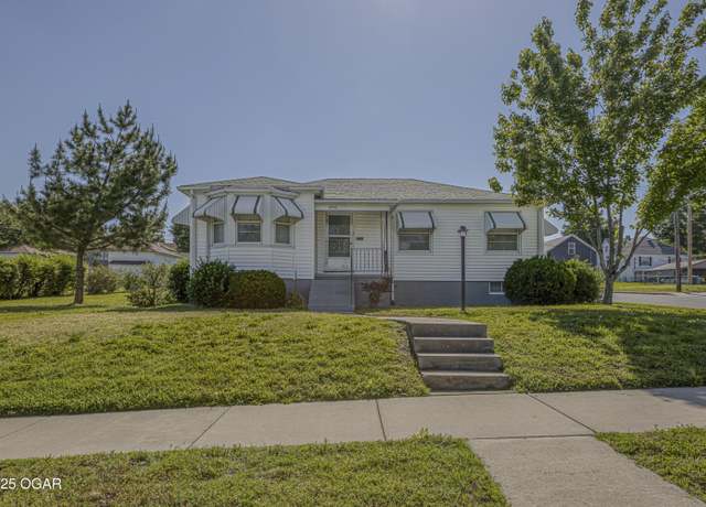 Property at 2931 S Pearl Avenue Ave, Joplin, MO 64804, 3 beds, 1 bath