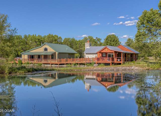 Property at 4850 S Chapel Road Rd, Carthage, MO 64836, 5 beds, 4 baths