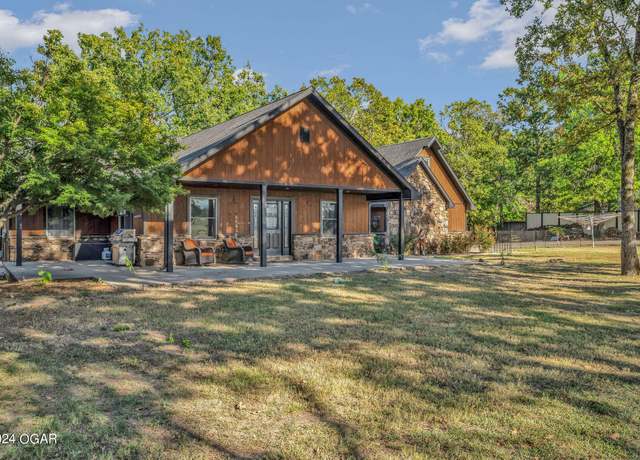 Property at 10295 SE 107th Ter, Galena, KS 66739, 4 beds, 3 baths