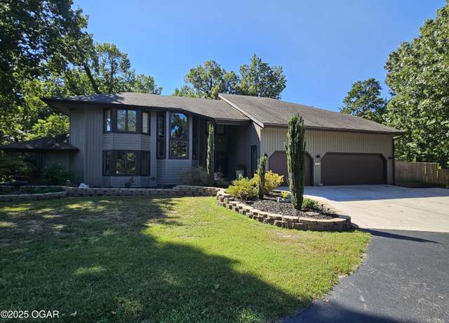 Property at 13225 Oakwood Trail Road Rd, Neosho, MO 64850, 3 beds, 2.5 baths