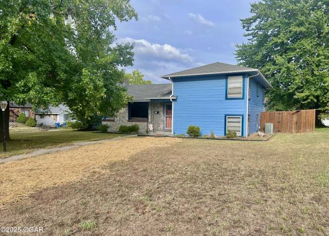 Property at 411 N Connor Ave, Joplin, MO 64801, 3 beds, 2 baths