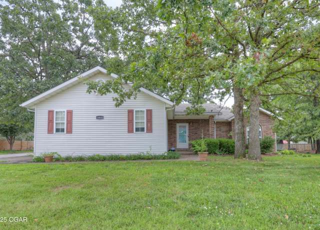 Property at 1810 Redbud Dr, Joplin, MO 64801, 3 beds, 2 baths