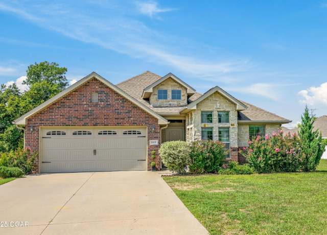 Property at 1669 Leighten Ct, Webb City, MO 64870, 3 beds, 2 baths