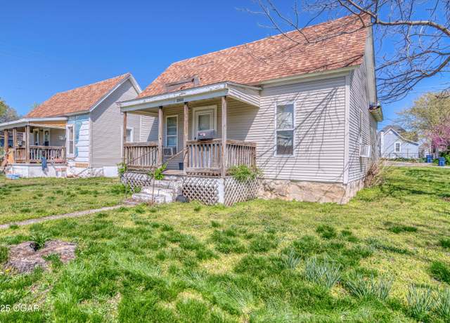 Property at 2201 & 2203 S Moffet Ave, Joplin, MO 64804, 2 beds, 2 baths