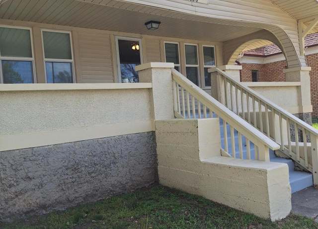 Property at 1636 S Garrison Ave, Carthage, MO 64836, 3 beds, 1 bath