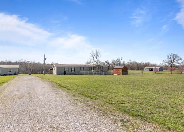 Property at 11338 Goldfinch Rd, Neosho, MO 64850, 2 beds, 2 baths