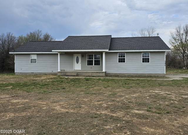 Property at 11976 Marcus Ln, Neosho, MO 64850, 3 beds, 2 baths
