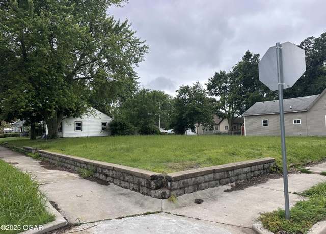 Property at 1602 S Byers Ave Ave, Joplin, MO 64801