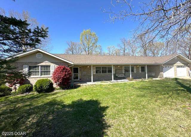 Property at 1345 Holder Dr, Houston, MO 65483, 3 beds, 3 baths