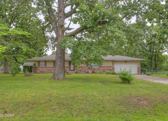 Property at 10871 Roblin Dr. Dr, Joplin, MO 64804, 3 beds, 2 baths