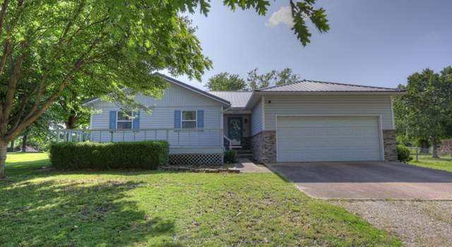 Photo of 1631 Robertson Ave, Carthage, MO 64836