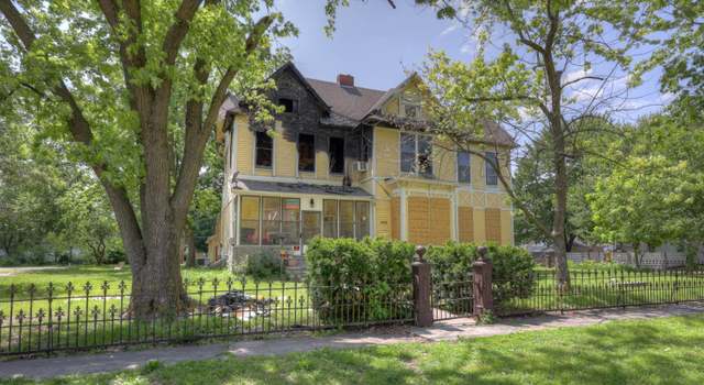 Photo of 302 S Pennsylvania St, Webb City, MO 64870