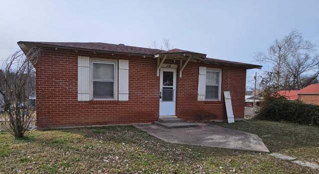 Photo of 303 S Kings Hwy, Noel, MO 64854