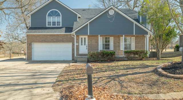 Photo of 212 Lakeview Ln, Carl Junction, MO 64834