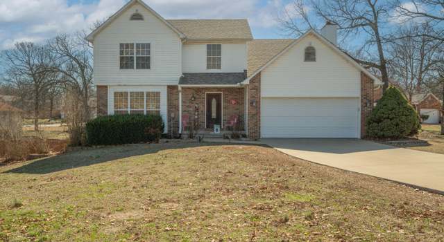 Photo of 109 Bogey Cir, Carl Junction, MO 64834
