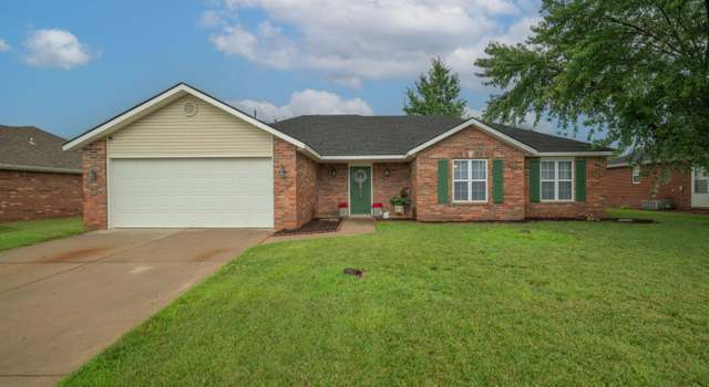 Photo of 2238 Holly Ln, Miami, OK 74354