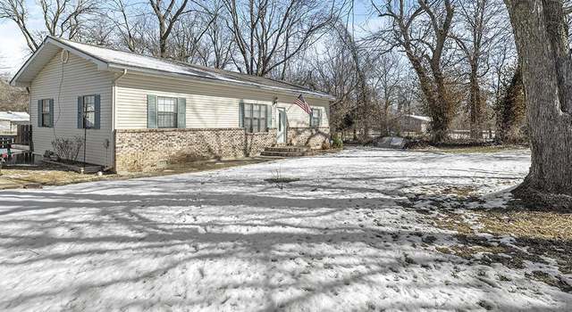 Photo of 415 S Arch St, Carterville, MO 64835