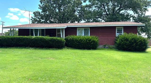 Photo of 1238 E Crest Dr, Houston, MO 65483