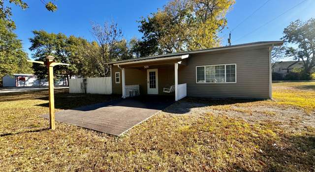 Photo of 309 SW 92nd Ter, Columbus, KS 66725
