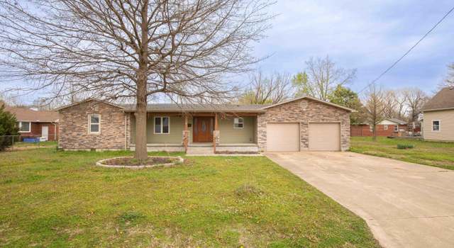 Photo of 104 E 3rd St, Lamar, MO 64759