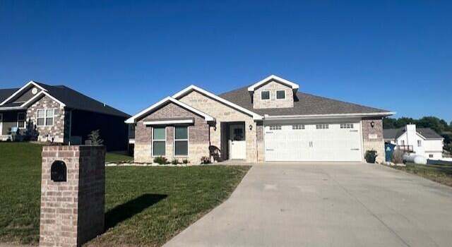 Photo of 305 Ashmore Dr, Carl Junction, MO 64834