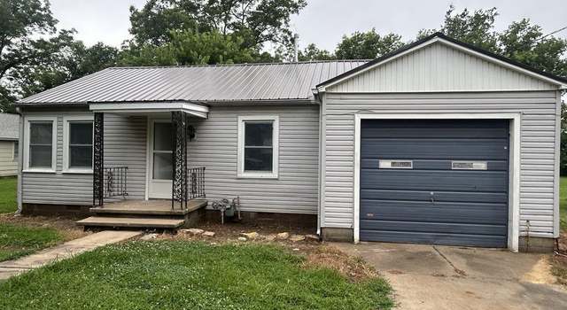 Photo of 419 Depot St, Oswego, KS 67356