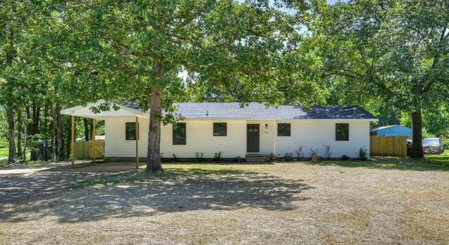 Photo of 233 Timber Ln, Carl Junction, MO 64834