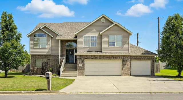 Photo of 2256 N Greystone Square Sq, Webb City, MO 64870