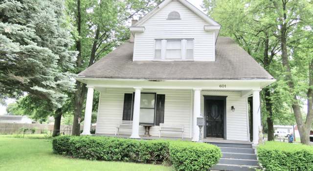 Photo of 601 E Main St, Carterville, MO 64835