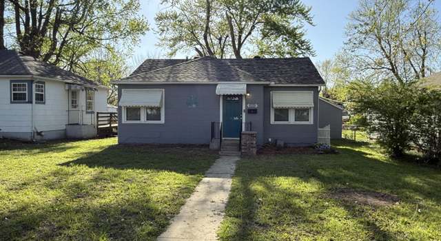 Photo of 1009 S Rinker Ave, Aurora, MO 65605