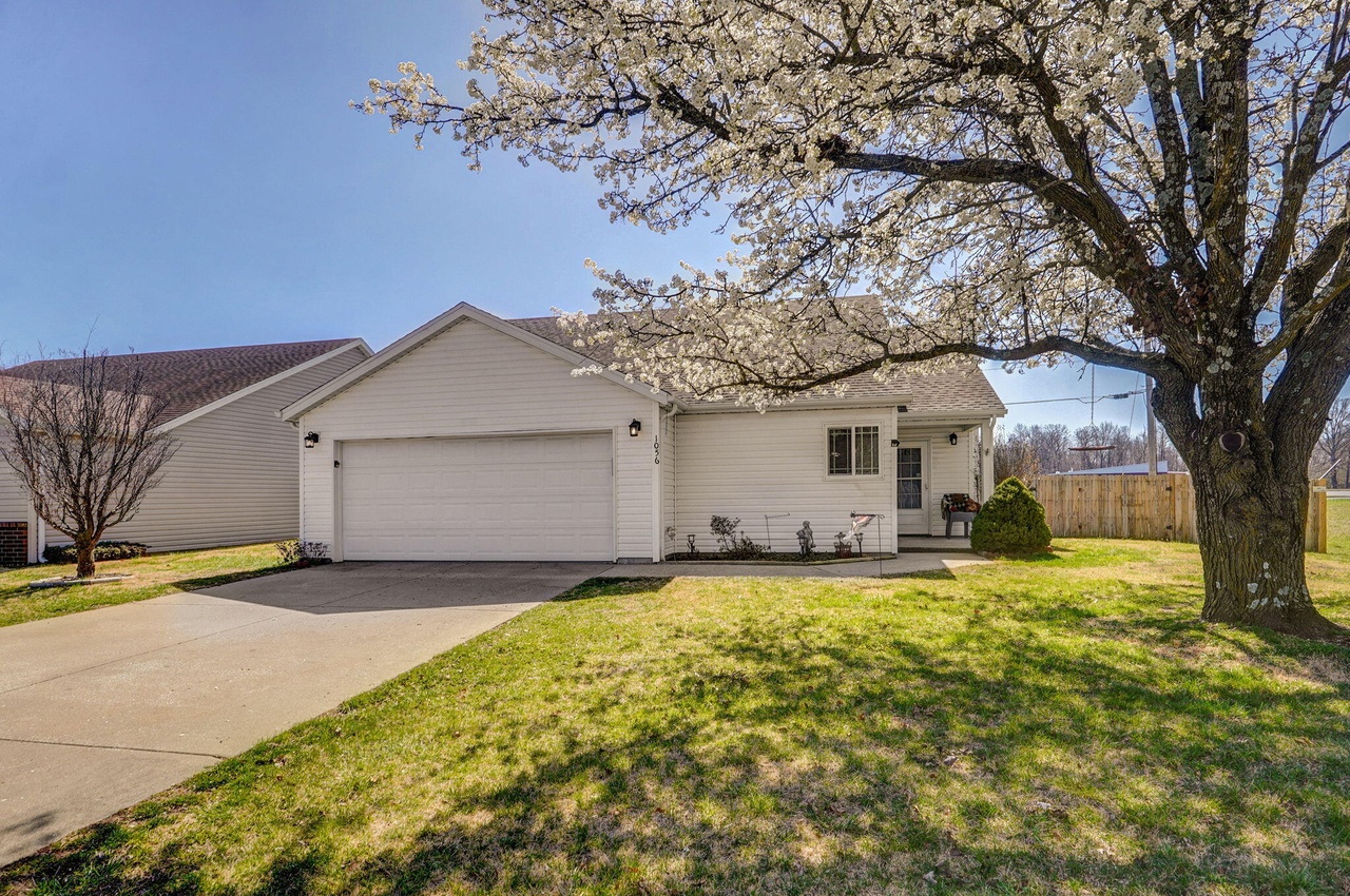 1056 W Butterfield Dr, Nixa, MO 65714 Redfin